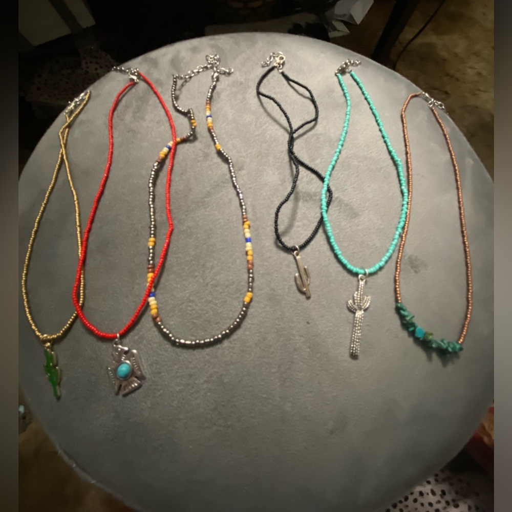 Western  chokers.